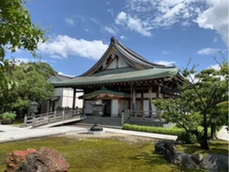良覚寺 無量寿堂(納骨堂)