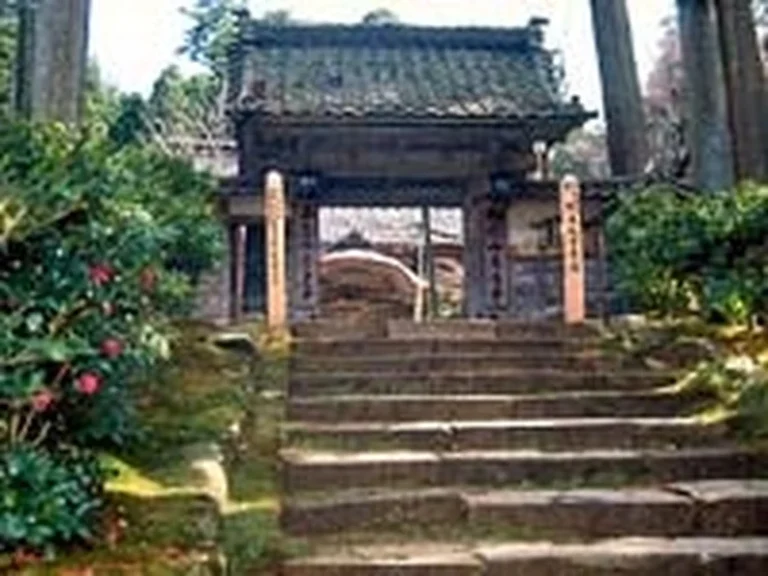 来迎寺 永代供養塔