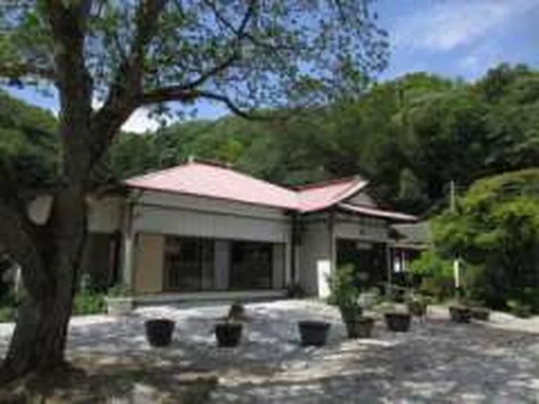 聞修寺墓苑 永代供養墓・樹木葬