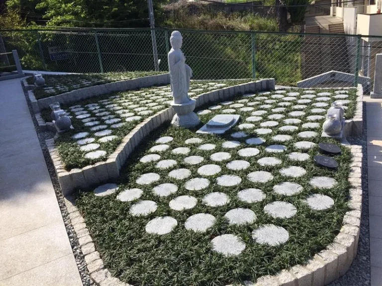明鏡寺 溝の口樹木葬墓地