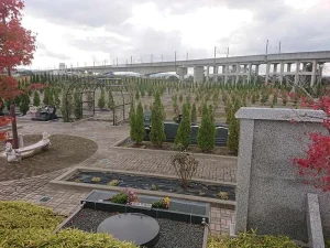 長岡やすらぎ霊園