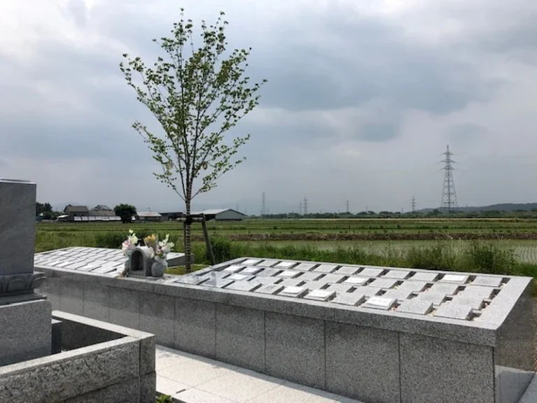 新津墓苑 永代供養墓「寂静處」