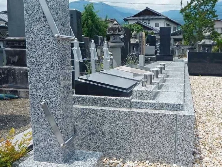 愛樹木葬墓地 善縁廟